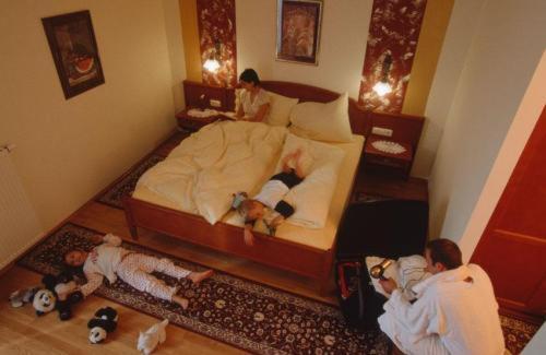 Gasthof Hotel Zum Weinberg Kohfidisch エクステリア 写真